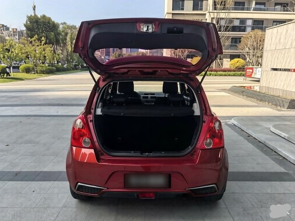 Suzuki Swift 2014, 106600 км, за 5093 USD - фото 26