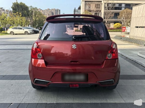 Suzuki Swift 2014, 106600 км, за 5093 USD