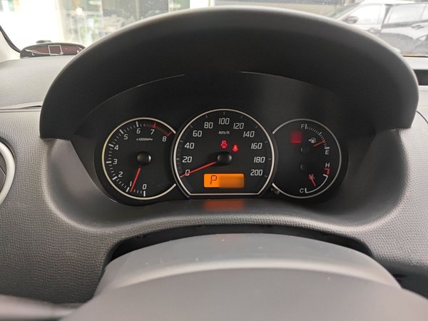 Suzuki Swift 2014, 63900 км, за 6022 USD - фото 10