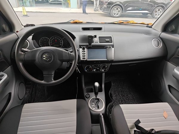 Suzuki Swift 2014, 63900 км, за 6022 USD - фото 18