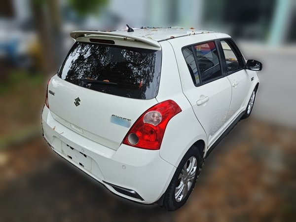 Suzuki Swift 2014, 63900 км, за 6022 USD - фото 6