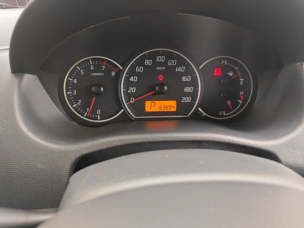 Suzuki Swift 2014, 63900 км, за 6022 USD - фото 11