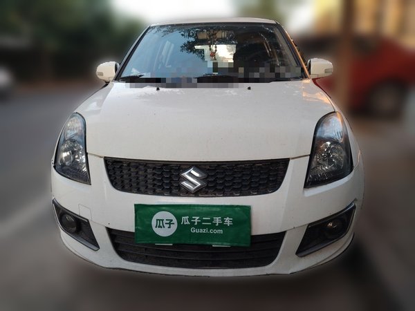 Suzuki Swift 2015, 74900 км, за 4293 USD
