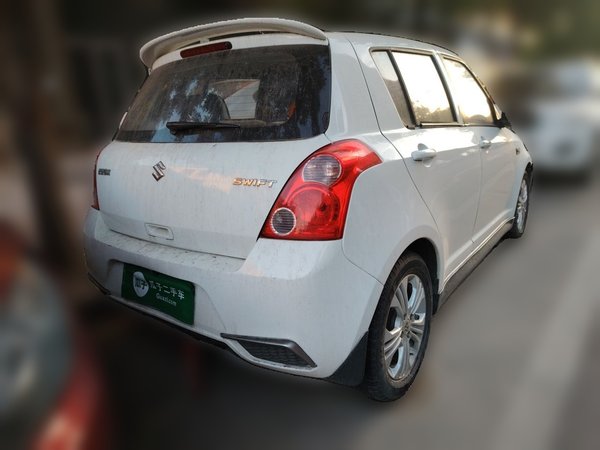 Suzuki Swift 2015, 74900 км, за 4293 USD - фото 6