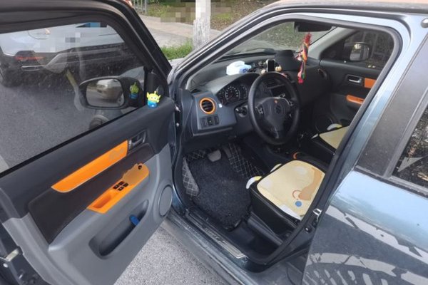 Suzuki Swift 2016, 114100 км, за 4328 USD - фото 16