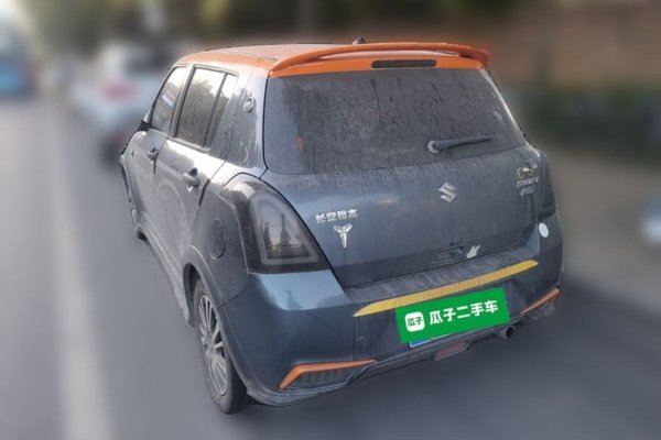 Suzuki Swift 2016, 114100 км, за 4328 USD