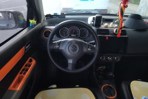 Suzuki Swift 2016, 114100 км, за 4328 USD - фото 10