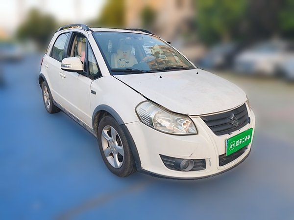 Suzuki SX4 2013, 78800 км, за 4059 USD