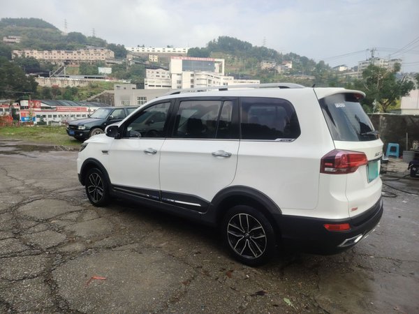 SWM X3 2017, 57800 км, за 3851 USD - фото 6