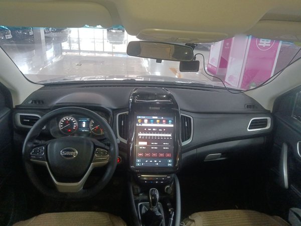 SWM X7 2016, 66300 км, за 9999999 USD - фото 13