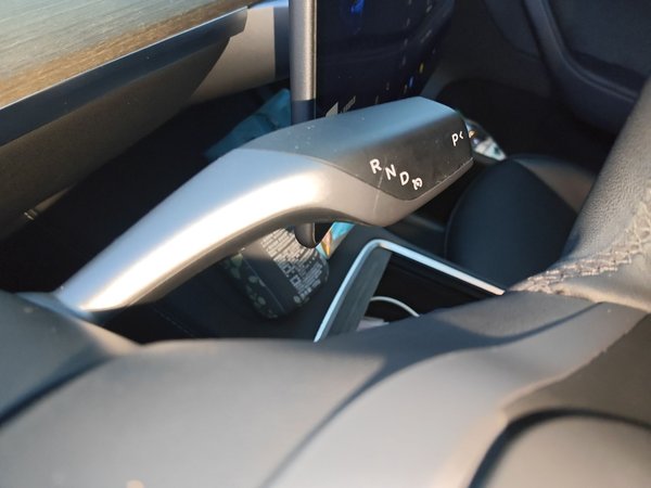 Tesla Model Y 2022, 103600 км, за 23681 USD - фото 12