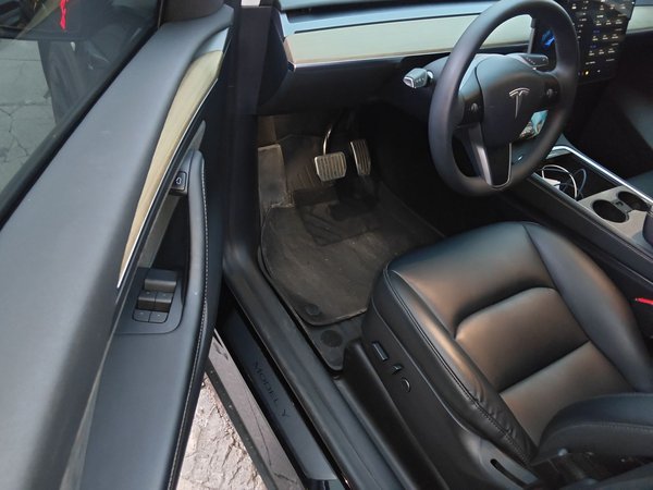 Tesla Model Y 2022, 103600 км, за 23681 USD - фото 20