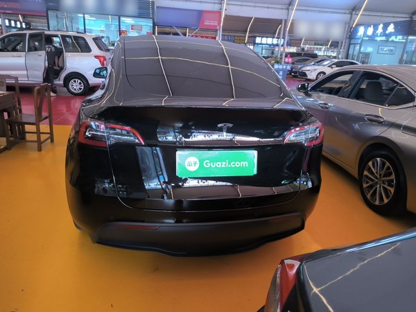 Tesla Model Y 2022, 104100 км, за 23668 USD