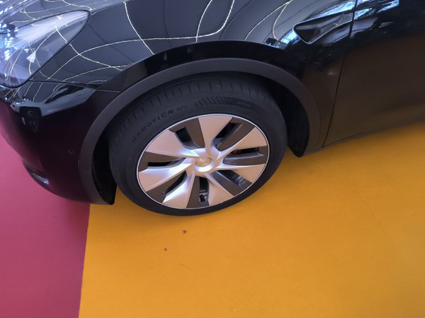 Tesla Model Y 2022, 104100 км, за 23668 USD - фото 9