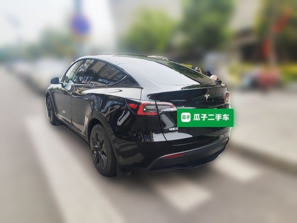 Tesla Model Y 2022, 57300 км, за 26841 USD