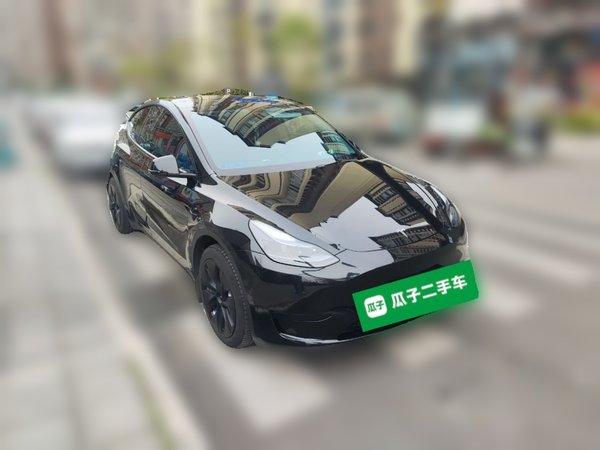 Tesla Model Y 2022, 57300 км, за 26841 USD