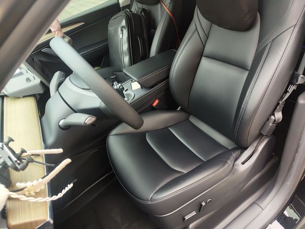 Tesla Model Y 2022, 57300 км, за 26841 USD - фото 16