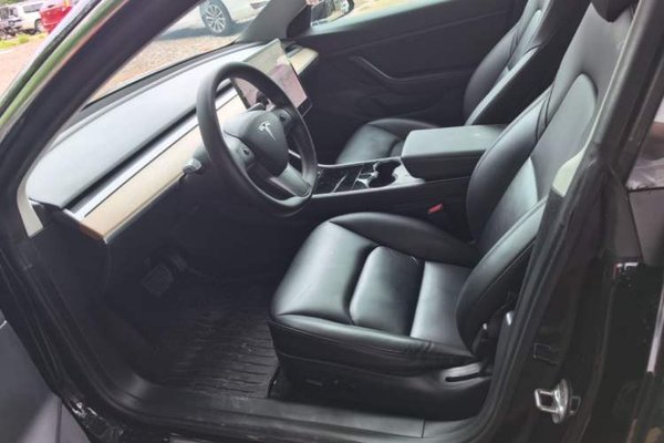 Tesla Model 3 2019, 76700 км, за 16803 USD - фото 18