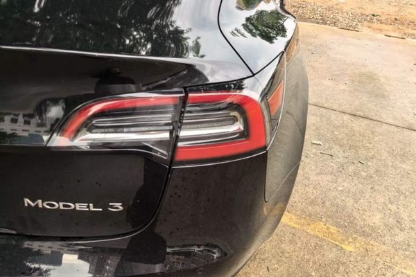 Tesla Model 3 2019, 76700 км, за 16803 USD - фото 7