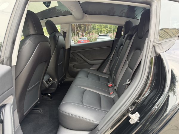 Tesla Model 3 2019, 81600 км, за 18524 USD - фото 19