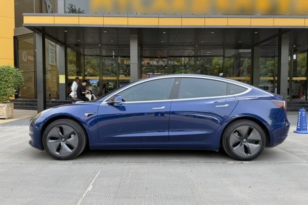 Tesla Model 3 2019, 114900 км, за 21621 USD