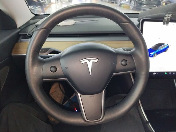 Tesla Model 3 2019, 63200 км, за 17632 USD - фото 21