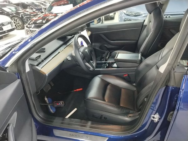 Tesla Model 3 2019, 63200 км, за 17632 USD