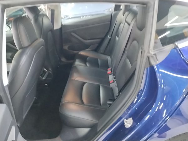 Tesla Model 3 2019, 63200 км, за 17632 USD