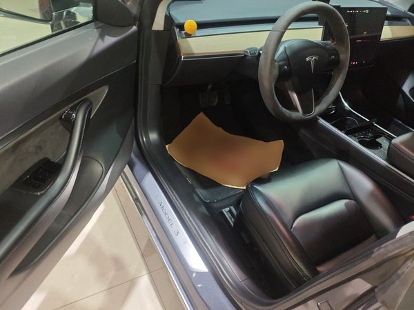 Tesla Model 3 2019, 146600 км, за 15510 USD - фото 12