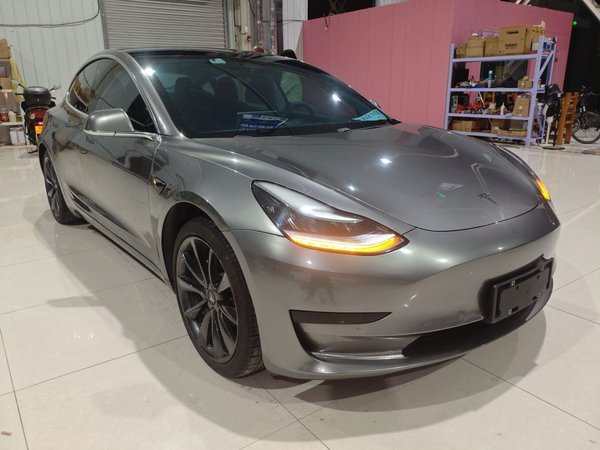 Tesla Model 3 · 2019 год