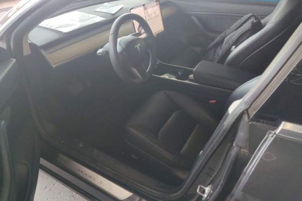 Tesla Model 3 2019, 95500 км, за 17289 USD - фото 18