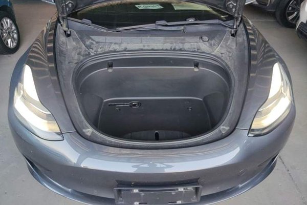 Tesla Model 3 2019, 95500 км, за 17289 USD - фото 24
