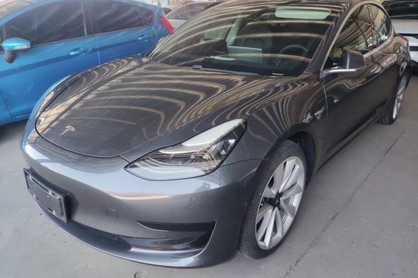 Tesla Model 3 · 2019 год