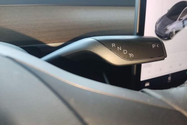 Tesla Model 3 2019, 95500 км, за 17289 USD - фото 16