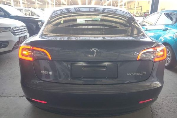 Tesla Model 3 2019, 95500 км, за 17289 USD