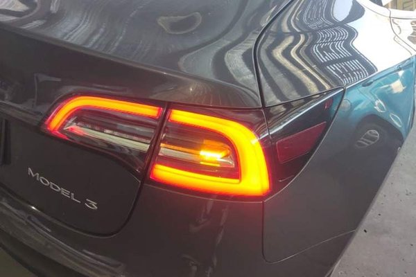 Tesla Model 3 2019, 95500 км, за 17289 USD - фото 9