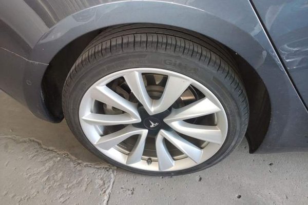 Tesla Model 3 2019, 95500 км, за 17289 USD - фото 11