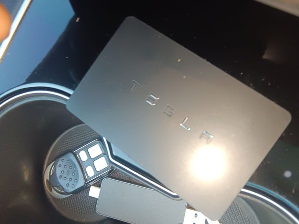 Tesla Model 3 2019, 95800 км, за 15723 USD - фото 14