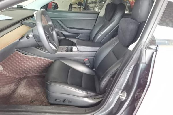 Tesla Model 3 2019, 141100 км, за 15256 USD - фото 11