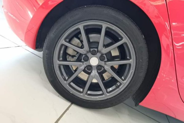 Tesla Model 3 2019, 141100 км, за 15256 USD