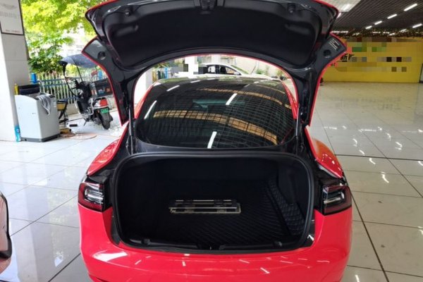 Tesla Model 3 2019, 141100 км, за 15256 USD - фото 16