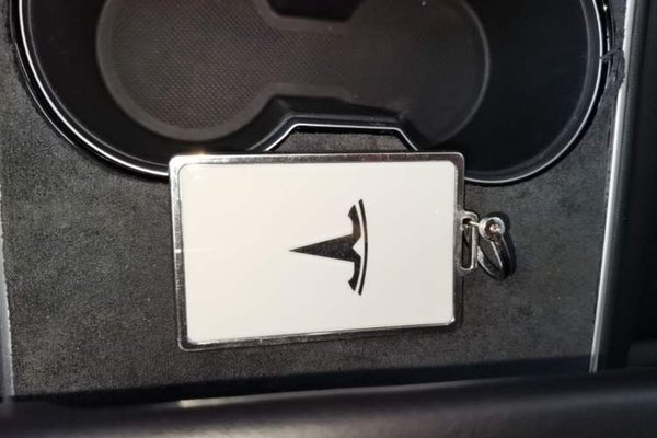 Tesla Model 3 2019, 141100 км, за 15256 USD - фото 17