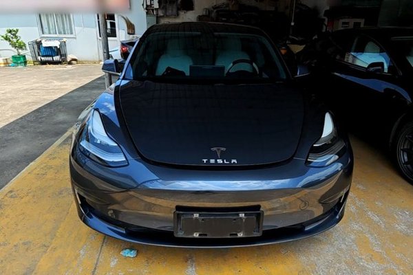 Tesla Model 3 2019, 131800 км, за 15874 USD