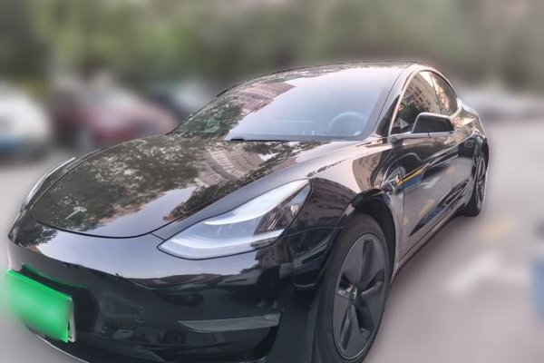 Tesla Model 3 · 2020 год