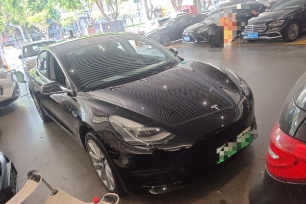 Tesla Model 3 2020, 52600 км, за 19655 USD