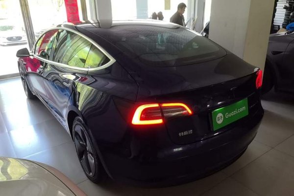 Tesla Model 3 2020, 141600 км, за 16492 USD