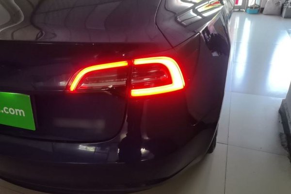 Tesla Model 3 2020, 141600 км, за 16492 USD - фото 9
