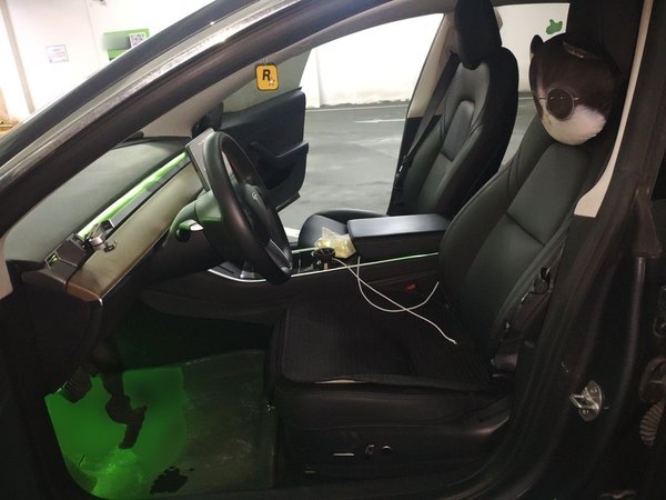 Tesla Model 3 2020, 70300 км, за 17817 USD - фото 12