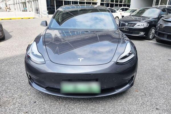 Tesla Model 3 2020, 70800 км, за 19176 USD