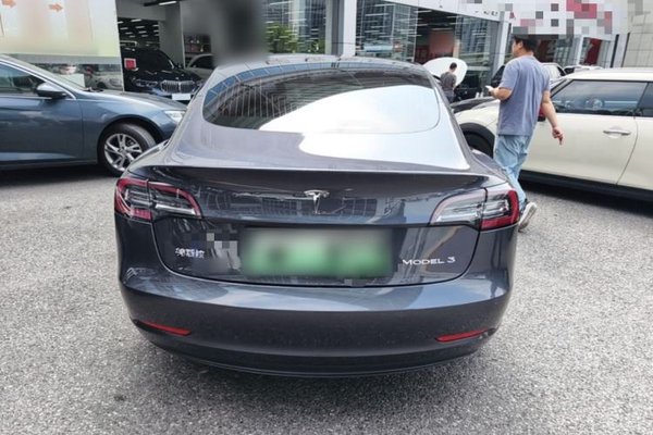 Tesla Model 3 2020, 70800 км, за 19176 USD